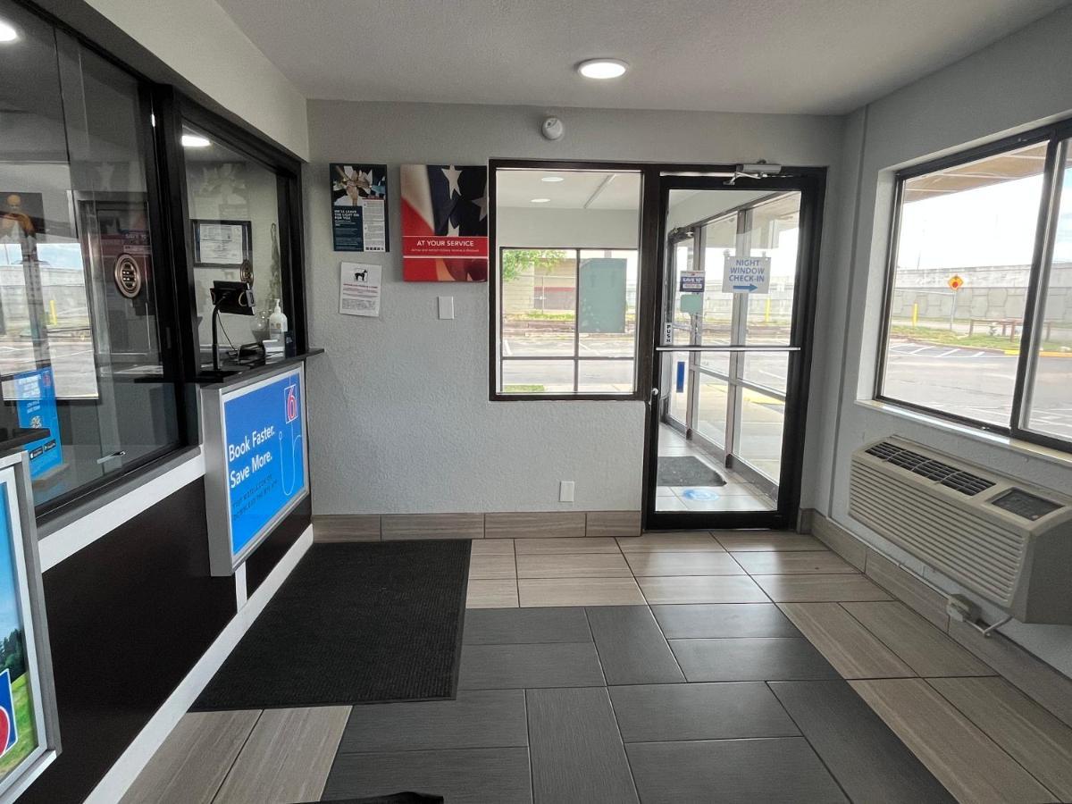 Studio 6 Wichita, Ks - Airport 外观 照片